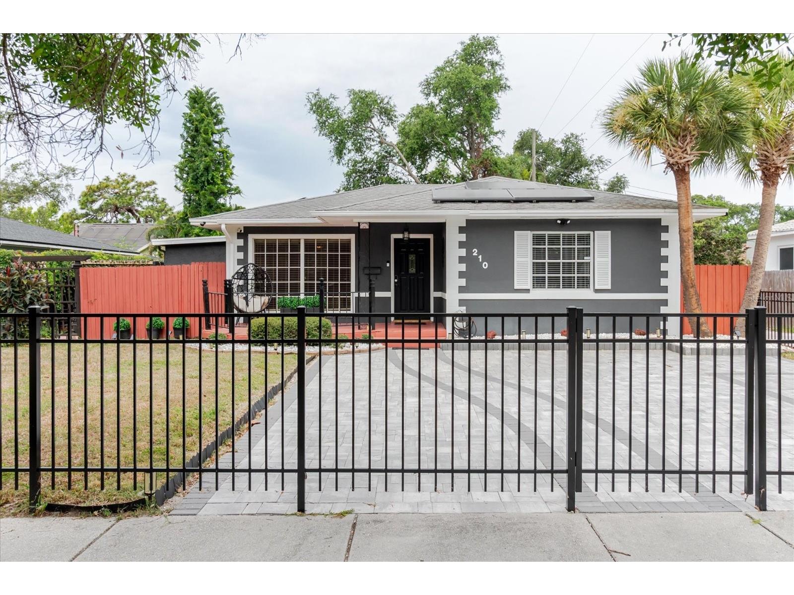 210 49th Street N Saint Petersburg FL 33710 TB8516656 image3