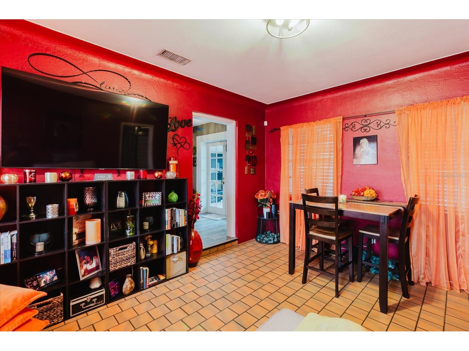 210 49th Street N Saint Petersburg FL 33710 TB8516656 image31