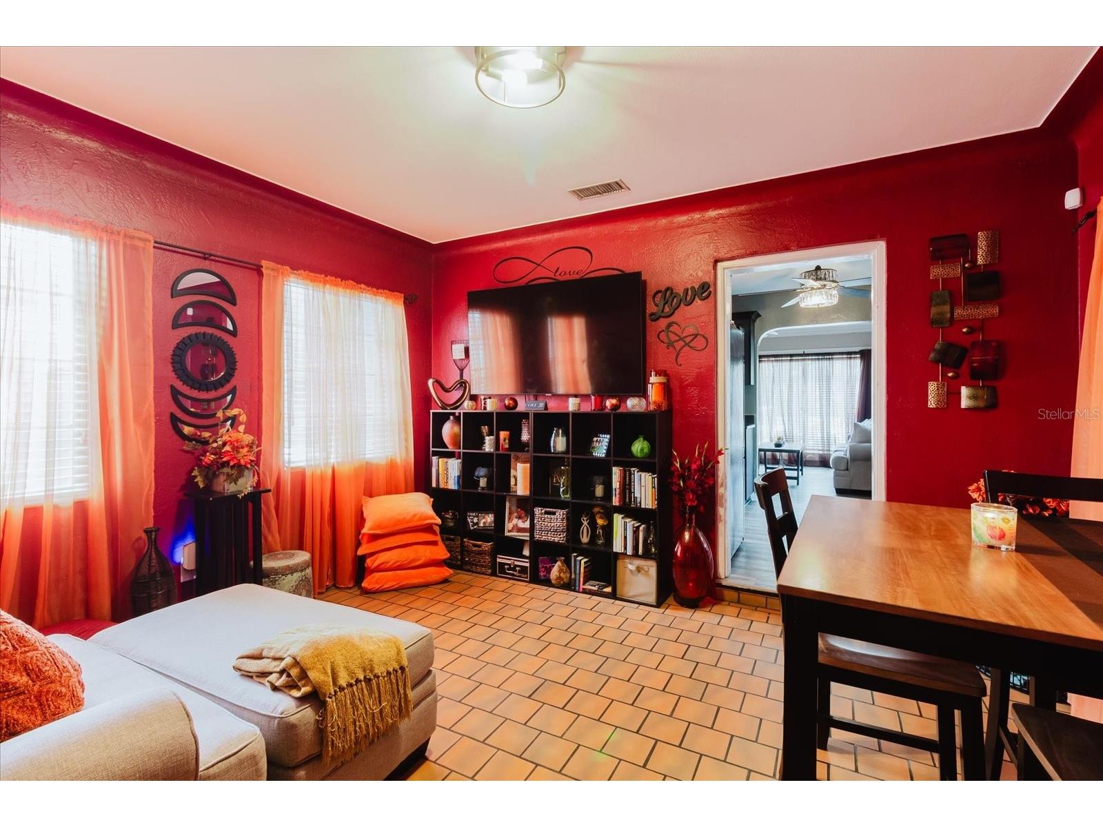 210 49th Street N Saint Petersburg FL 33710 TB8516656 image32
