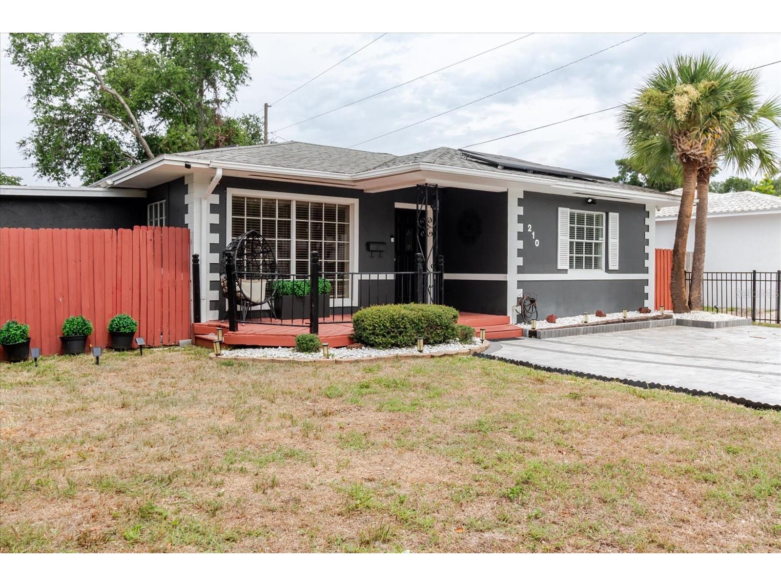 210 49th Street N Saint Petersburg FL 33710 TB8516656 image4