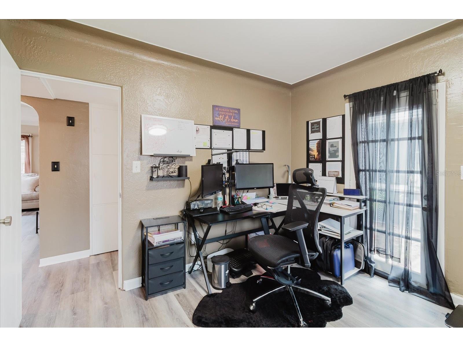 210 49th Street N Saint Petersburg FL 33710 TB8516656 image42