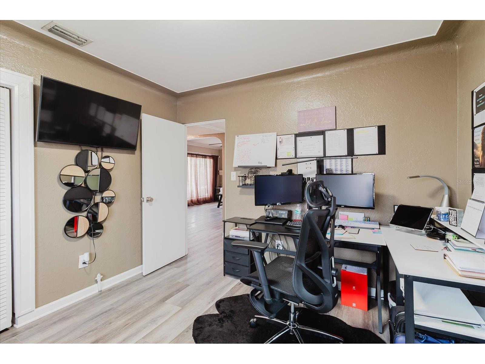 210 49th Street N Saint Petersburg FL 33710 TB8516656 image43