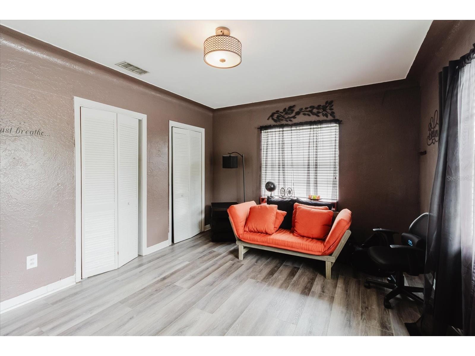 210 49th Street N Saint Petersburg FL 33710 TB8516656 image49