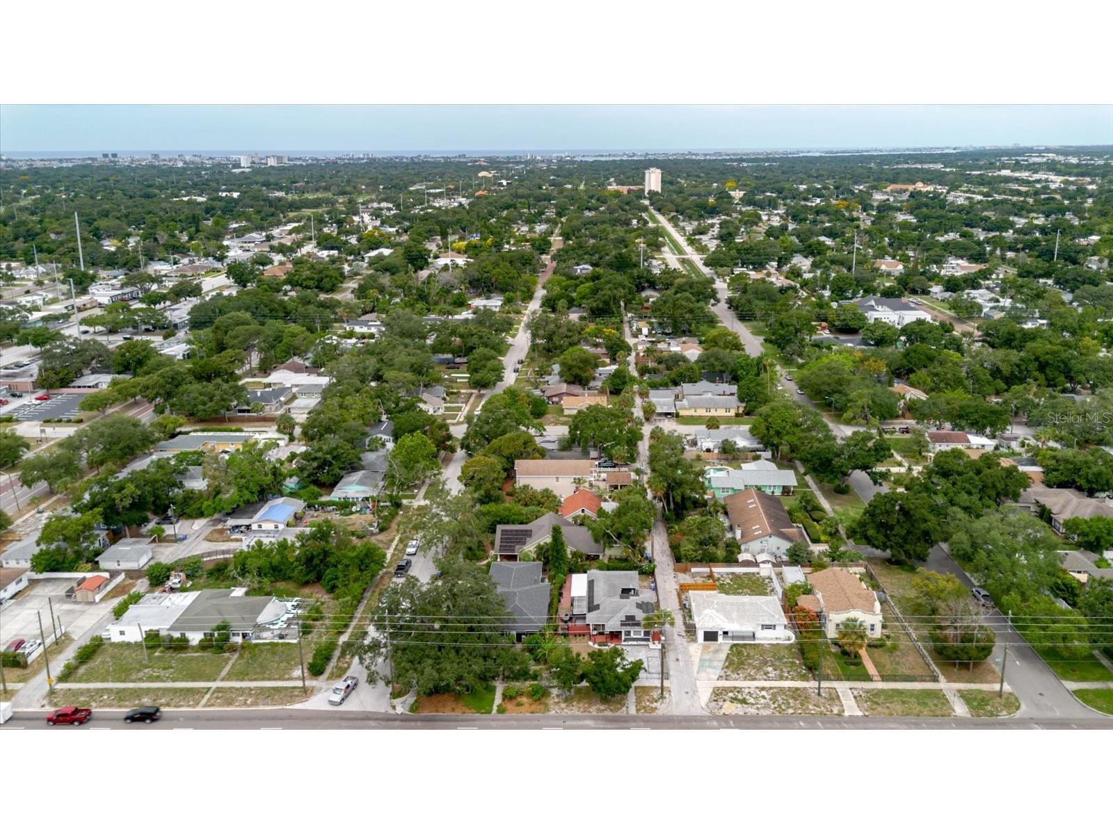 210 49th Street N Saint Petersburg FL 33710 TB8516656 image92