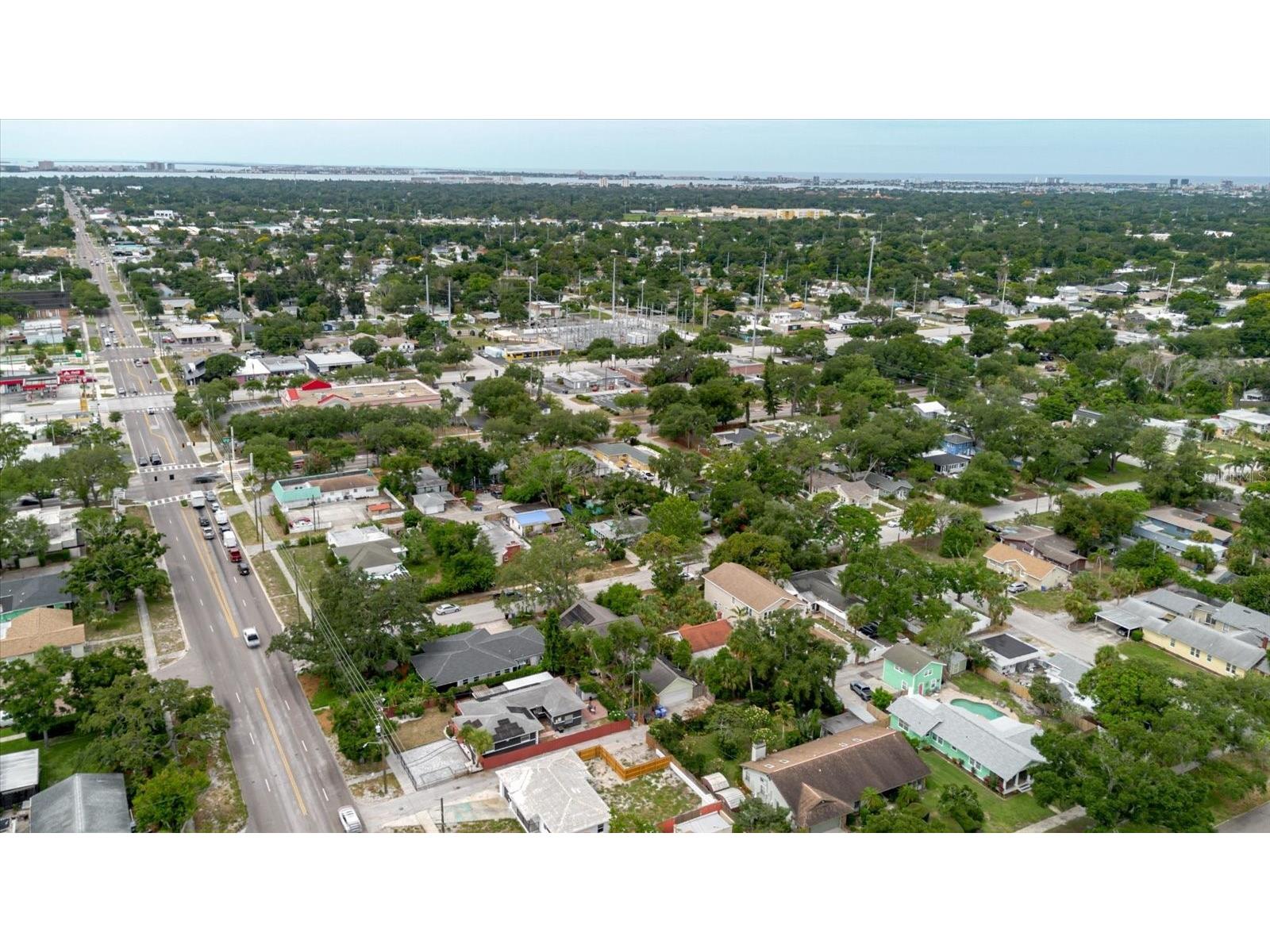 210 49th Street N Saint Petersburg FL 33710 TB8516656 image95