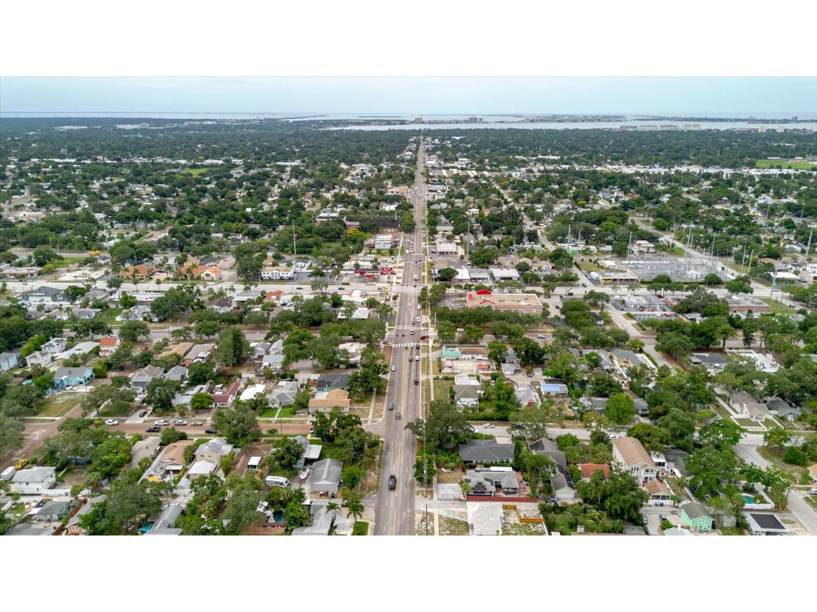 210 49th Street N Saint Petersburg FL 33710 TB8516656 image96