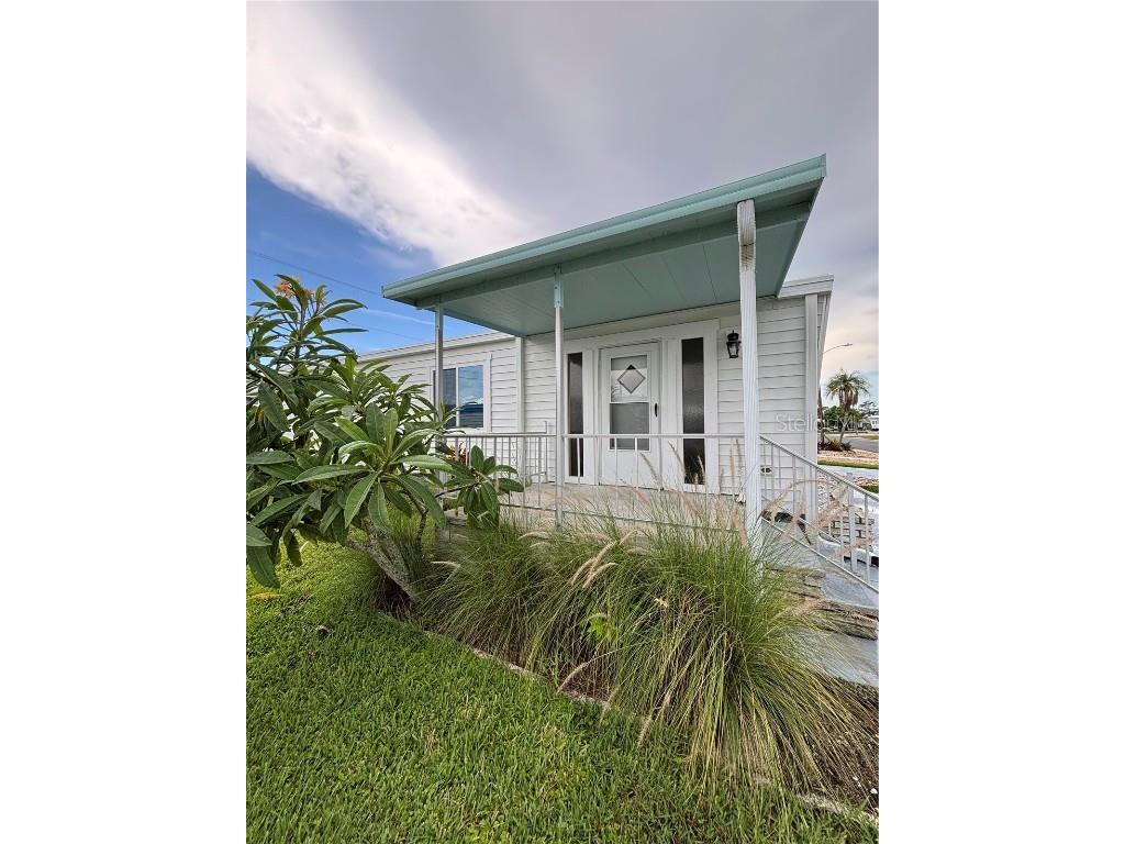 210 49th Avenue W Bradenton FL 34207 NS1085457 image1