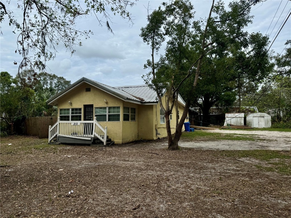 210 4th Avenue SE Ruskin FL 33570 TB8318872 image1