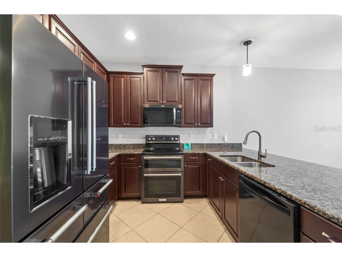 210 50th Avenue N Saint Petersburg FL 33703 TB8416392 image4