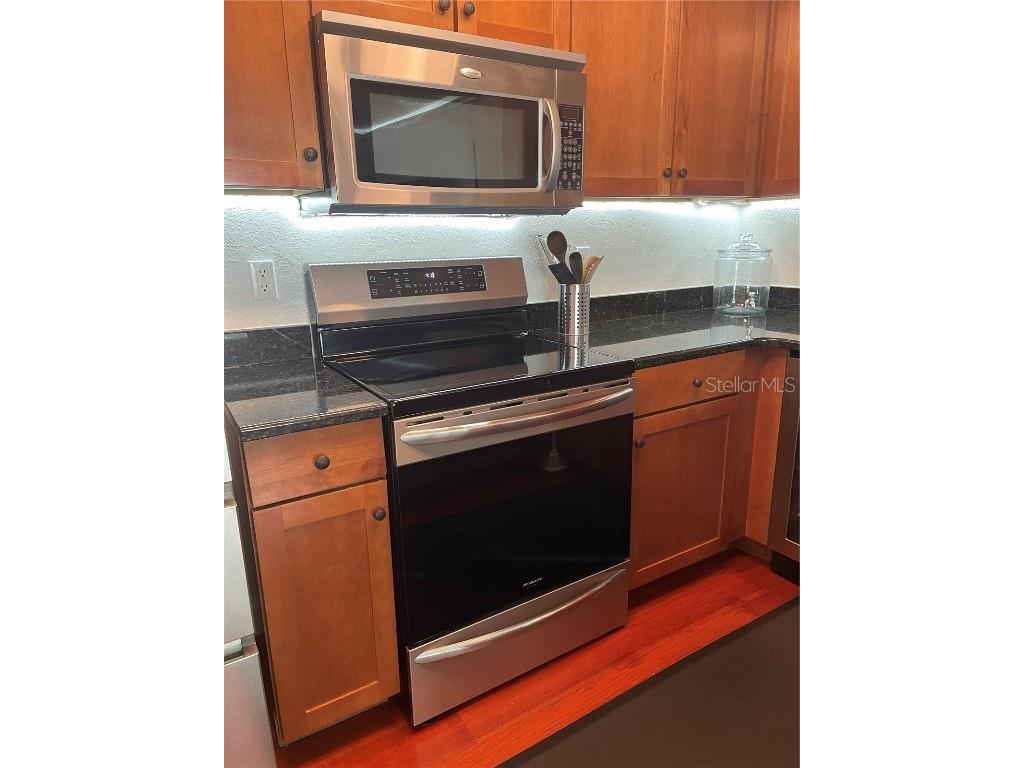 210 5th Avenue S #209 Saint Petersburg FL 33701 TB8391677 image11