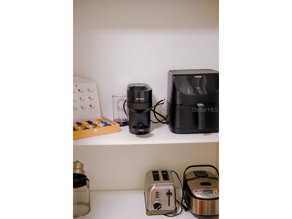 210 5th Avenue S #209 Saint Petersburg FL 33701 TB8391677 image33