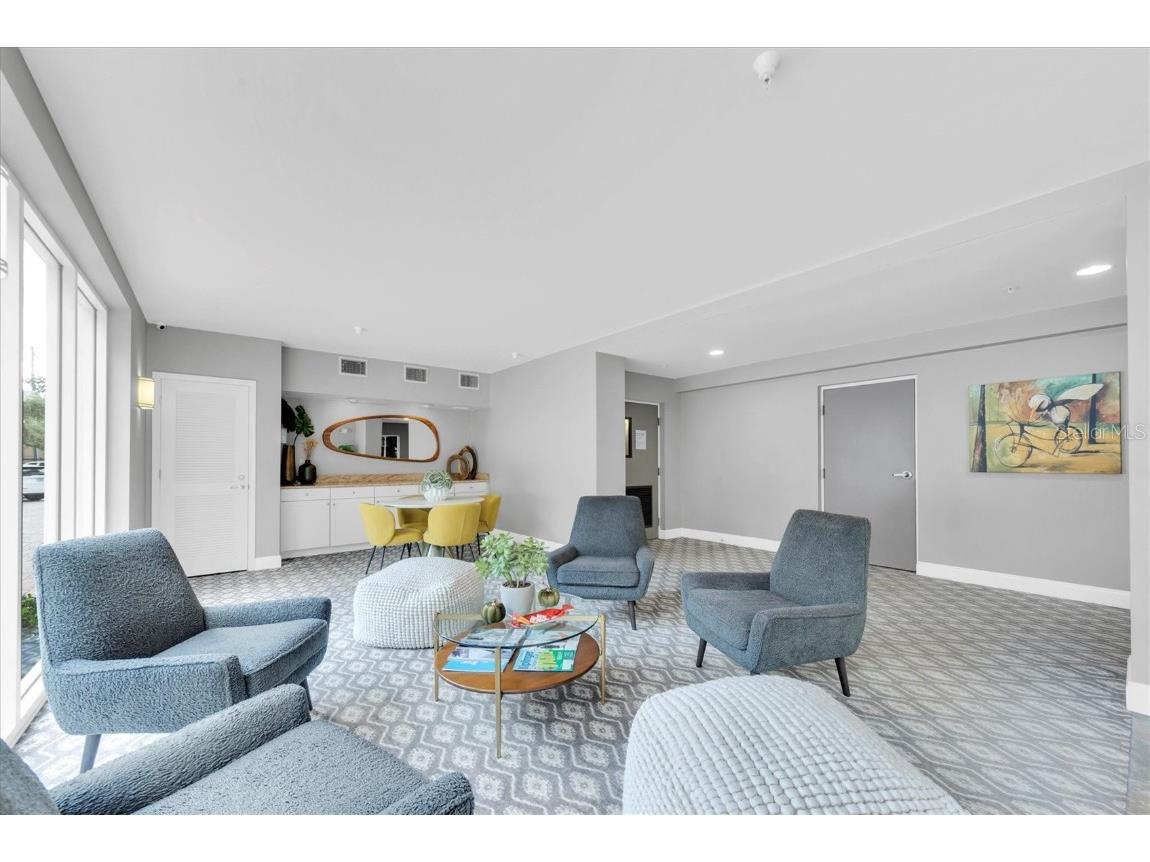 210 5th Avenue S #402 Saint Petersburg FL 33701 - TAMPA BAY TB8449429 image5