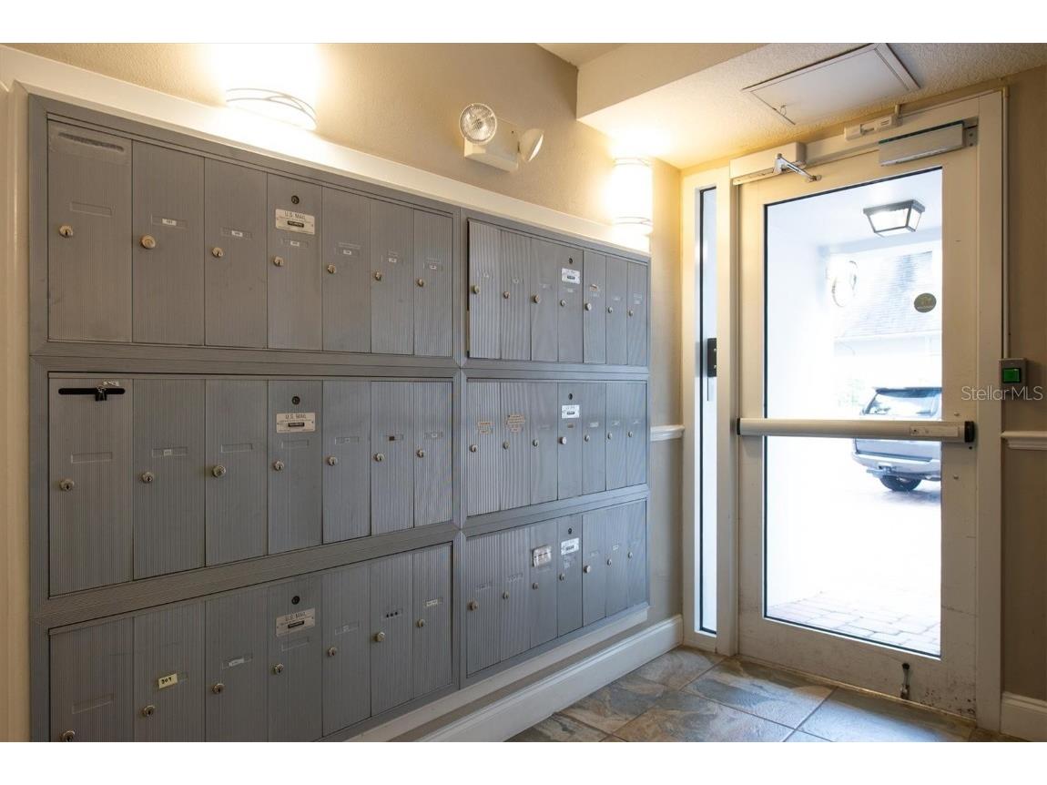 210 5th Avenue S #404 Saint Petersburg FL 33701 - TAMPA BAY TB8450305 image7