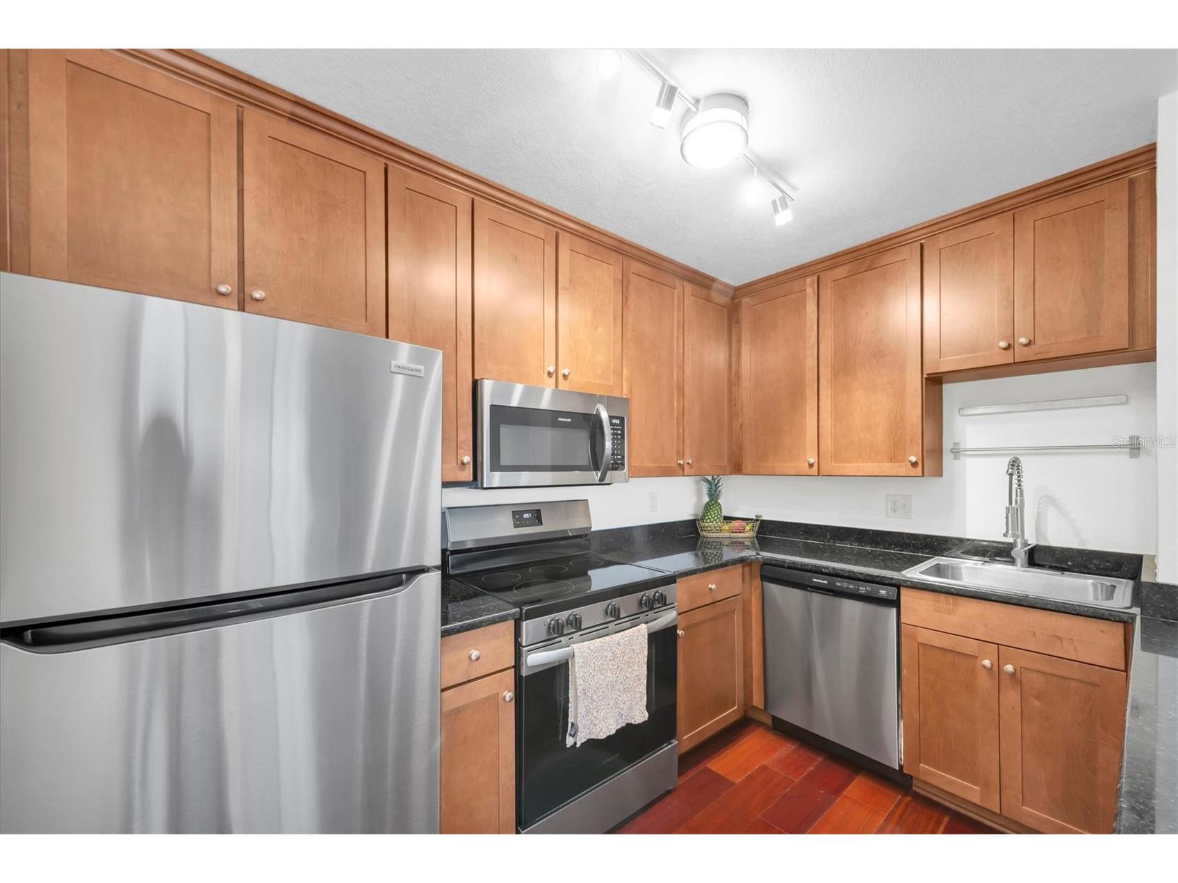 210 5th Avenue S #404 Saint Petersburg FL 33701 - TAMPA BAY TB8518713 image11