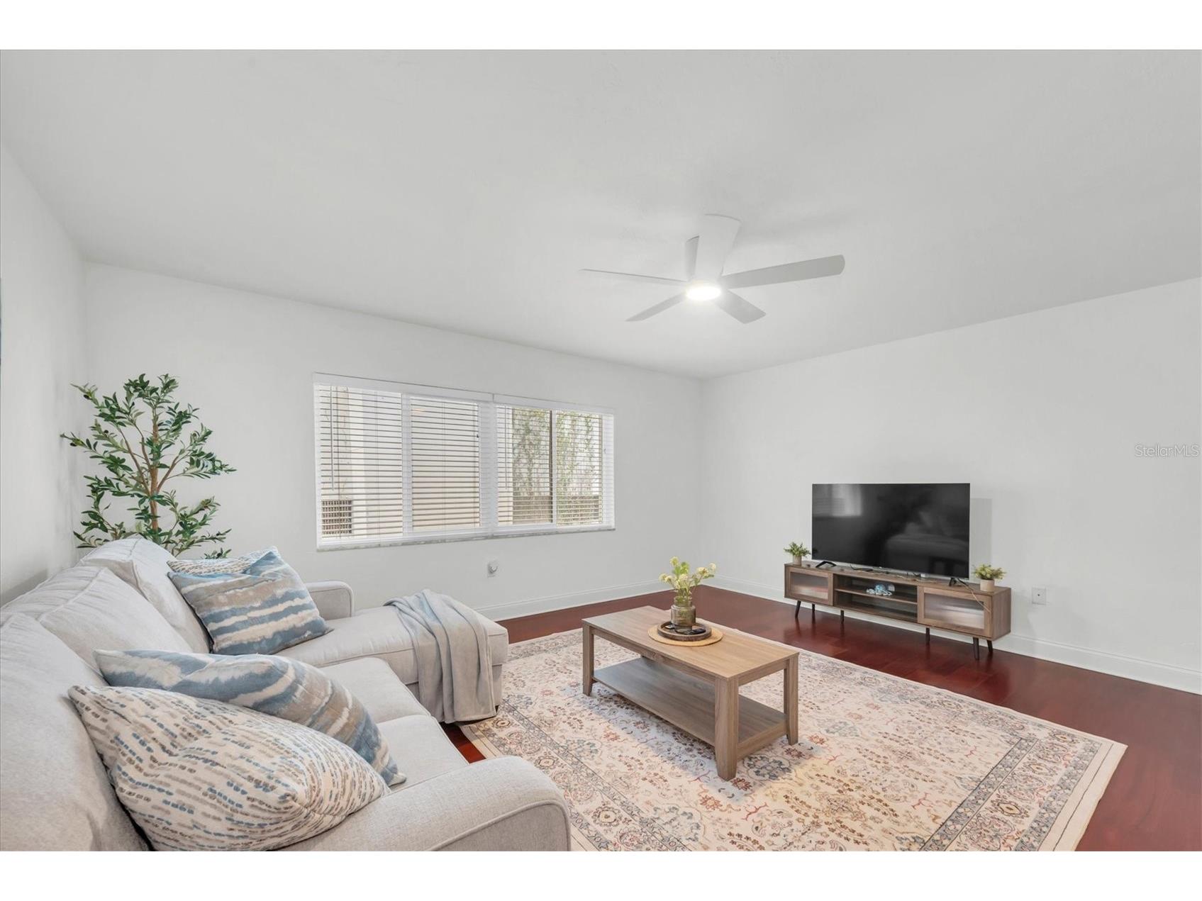 210 5th Avenue S #404 Saint Petersburg FL 33701 - TAMPA BAY TB8518713 image6