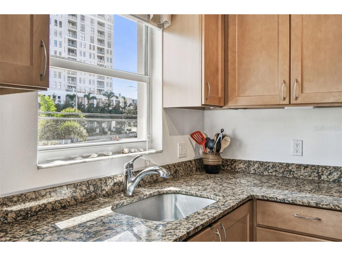 210 6th Avenue N #9 Saint Petersburg FL 33701 TB8441349 image16