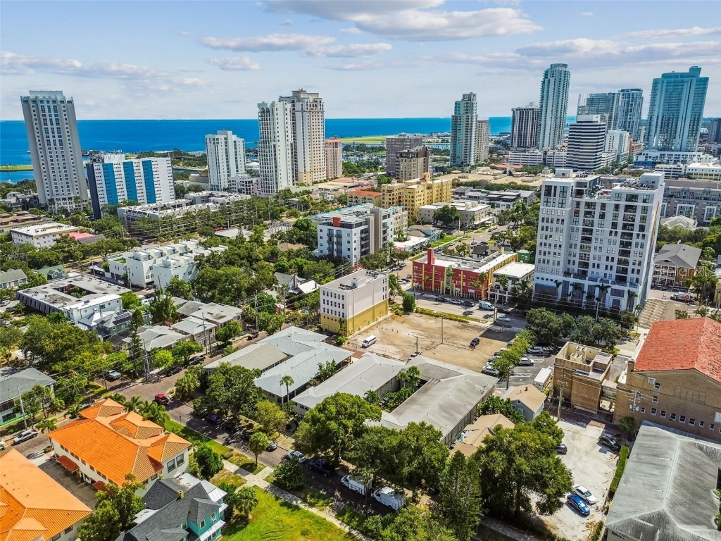 210 6th Avenue N #9 Saint Petersburg FL 33701 TB8441349 image2