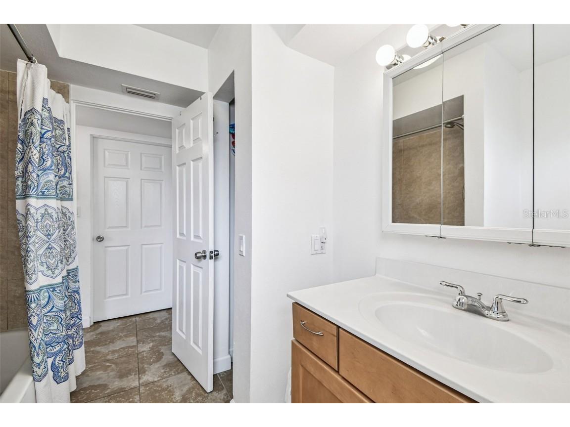 210 6th Avenue N #9 Saint Petersburg FL 33701 TB8441349 image20