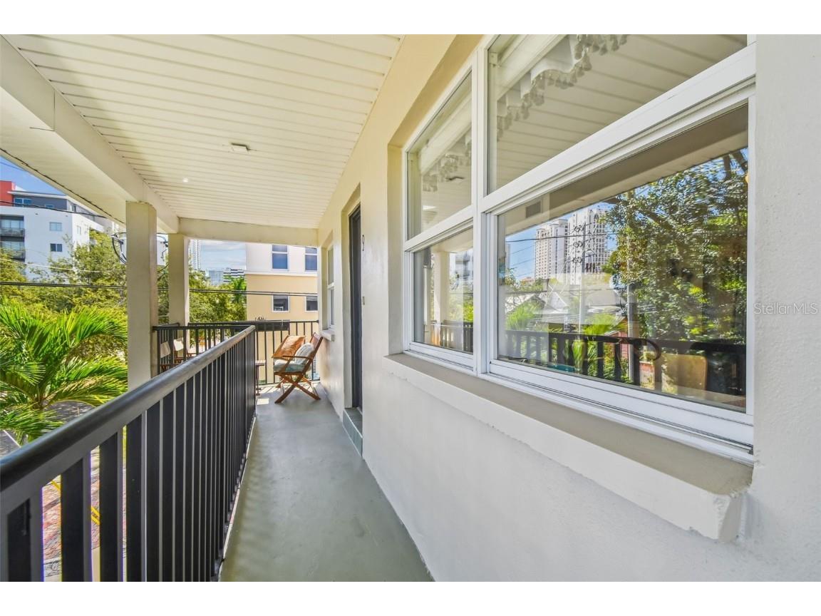 210 6th Avenue N #9 Saint Petersburg FL 33701 TB8441349 image5