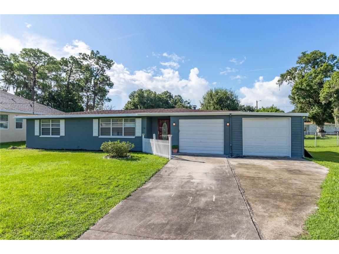 210 6th Avenue SW Ruskin FL 33570 A4511219 image1