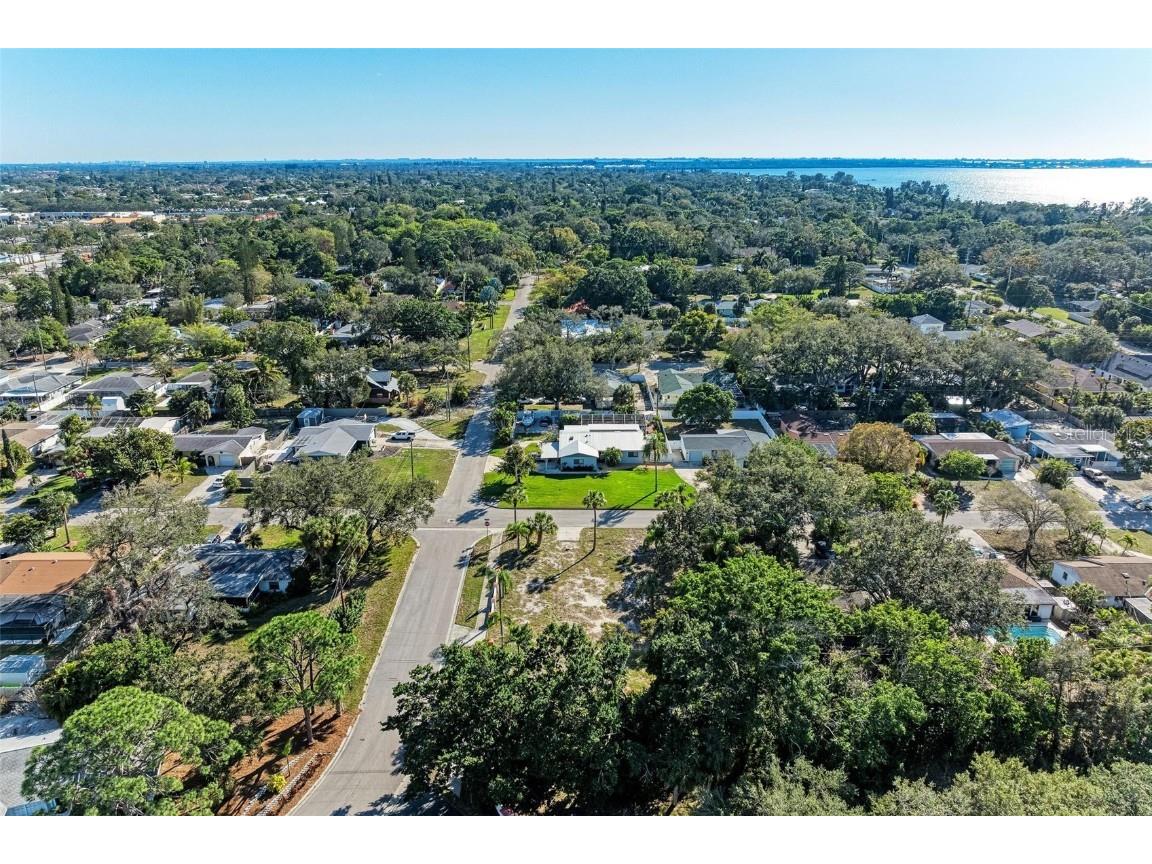 210 77th Street NW Bradenton FL 34209 A4596084 image15