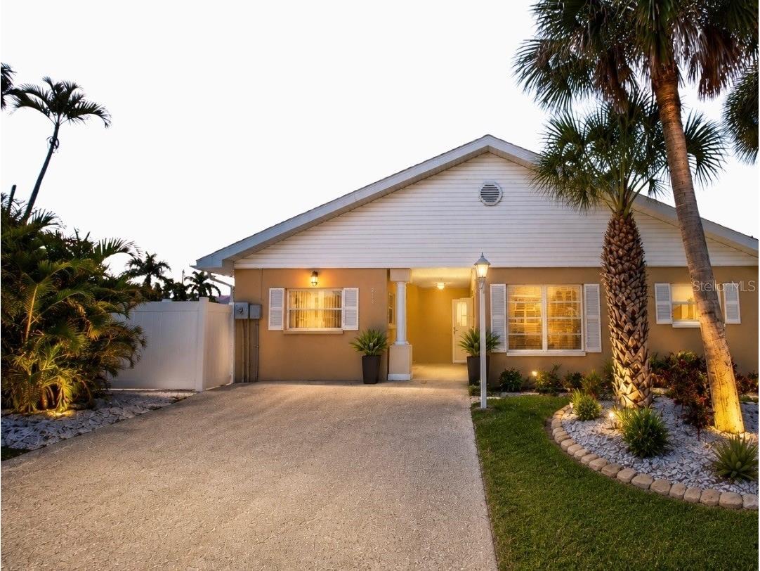 210 84th Street Bradenton Beach FL 34217 TB8515998 image1