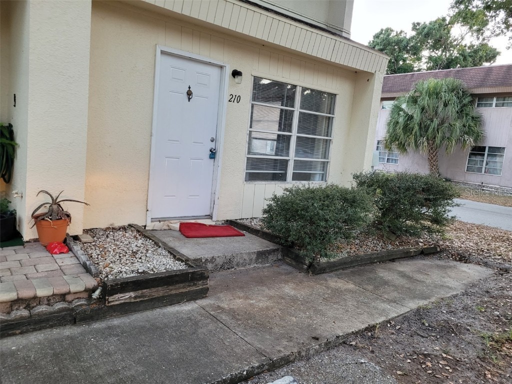 210 Amherst Avenue #100 Sarasota FL 34232 A4662960 image3