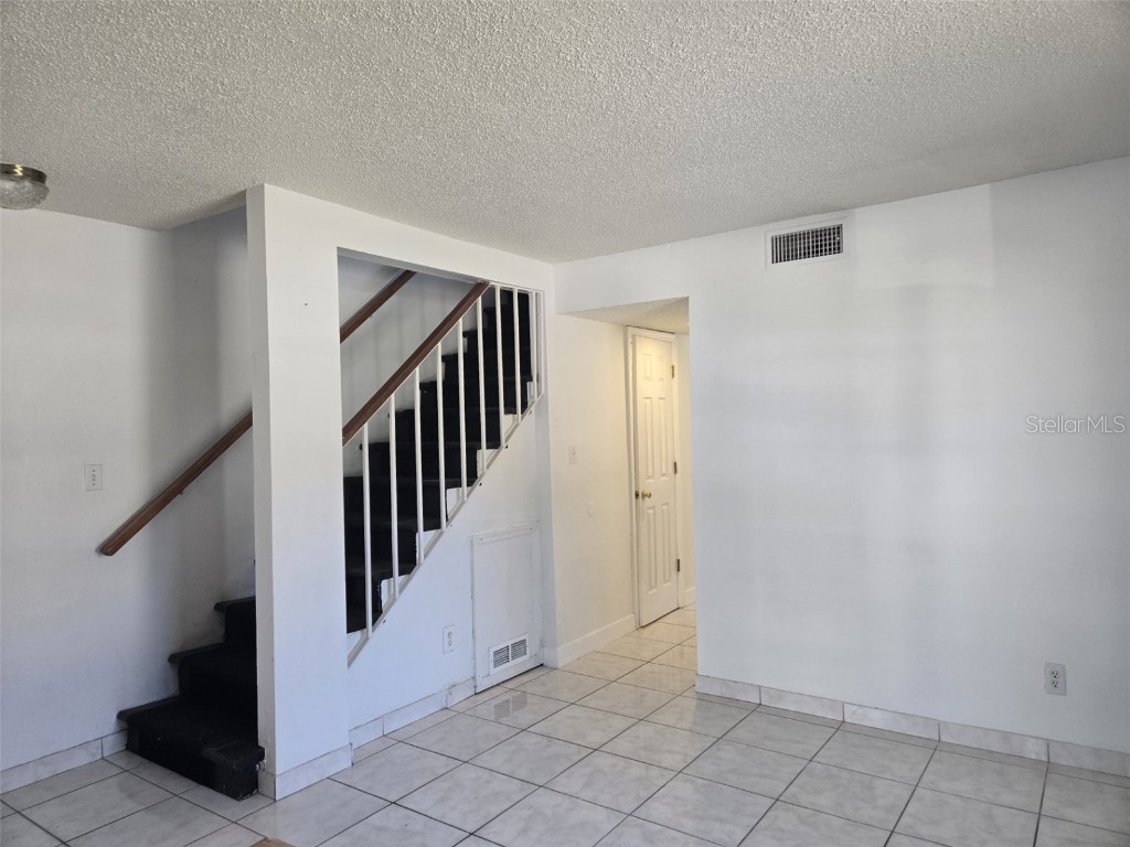 210 Amherst Avenue #100 Sarasota FL 34232 A4662960 image4