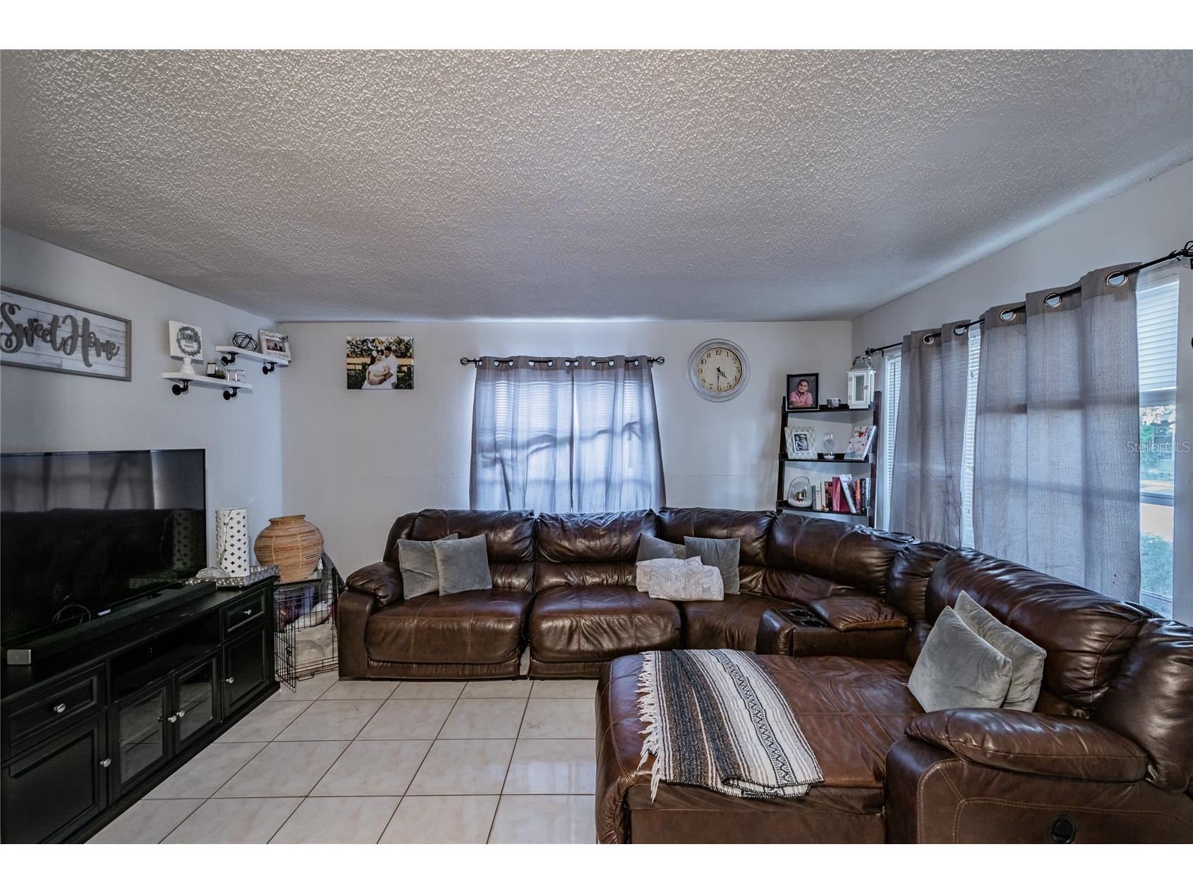 210 Amherst Avenue #100 Sarasota FL 34232 A4689645 image18