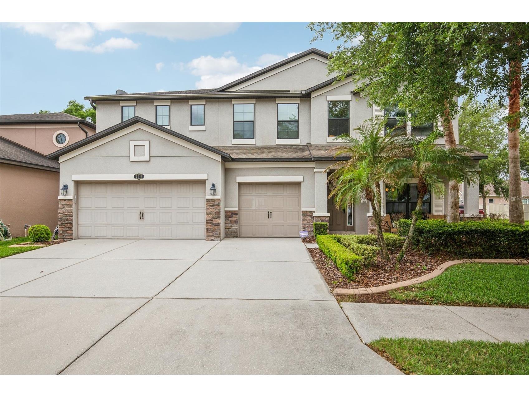 210 Dakota Hill Drive Seffner FL 33584 TB8495405 image1