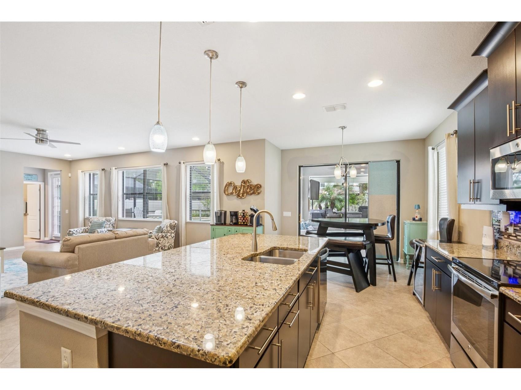 210 Dakota Hill Drive Seffner FL 33584 TB8495405 image11