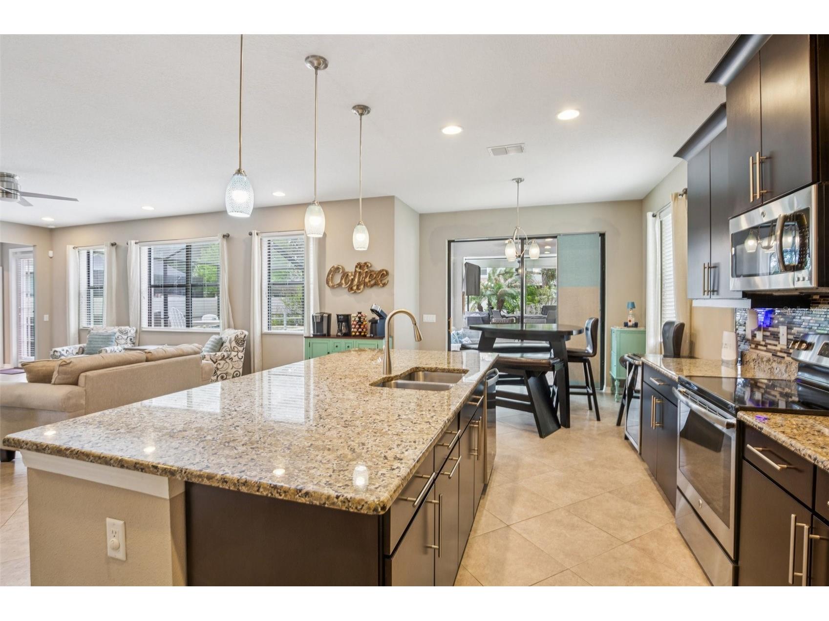 210 Dakota Hill Drive Seffner FL 33584 TB8495405 image13