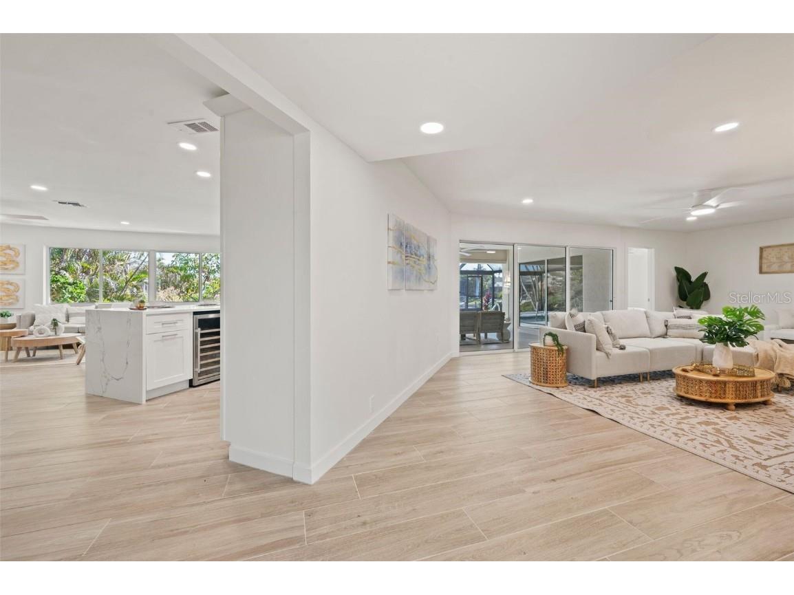 210 Divinci Drive Punta Gorda FL 33950 O6331593 image4