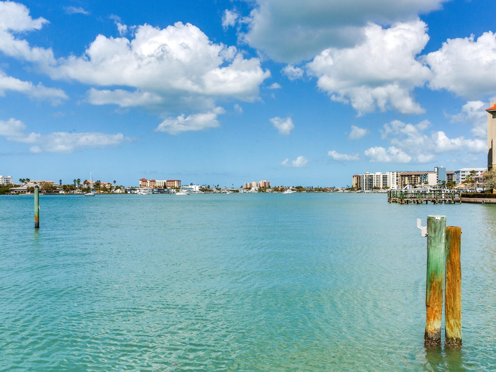 210 Dolphin Point #B Clearwater Beach FL 33767 TB8482429 image1