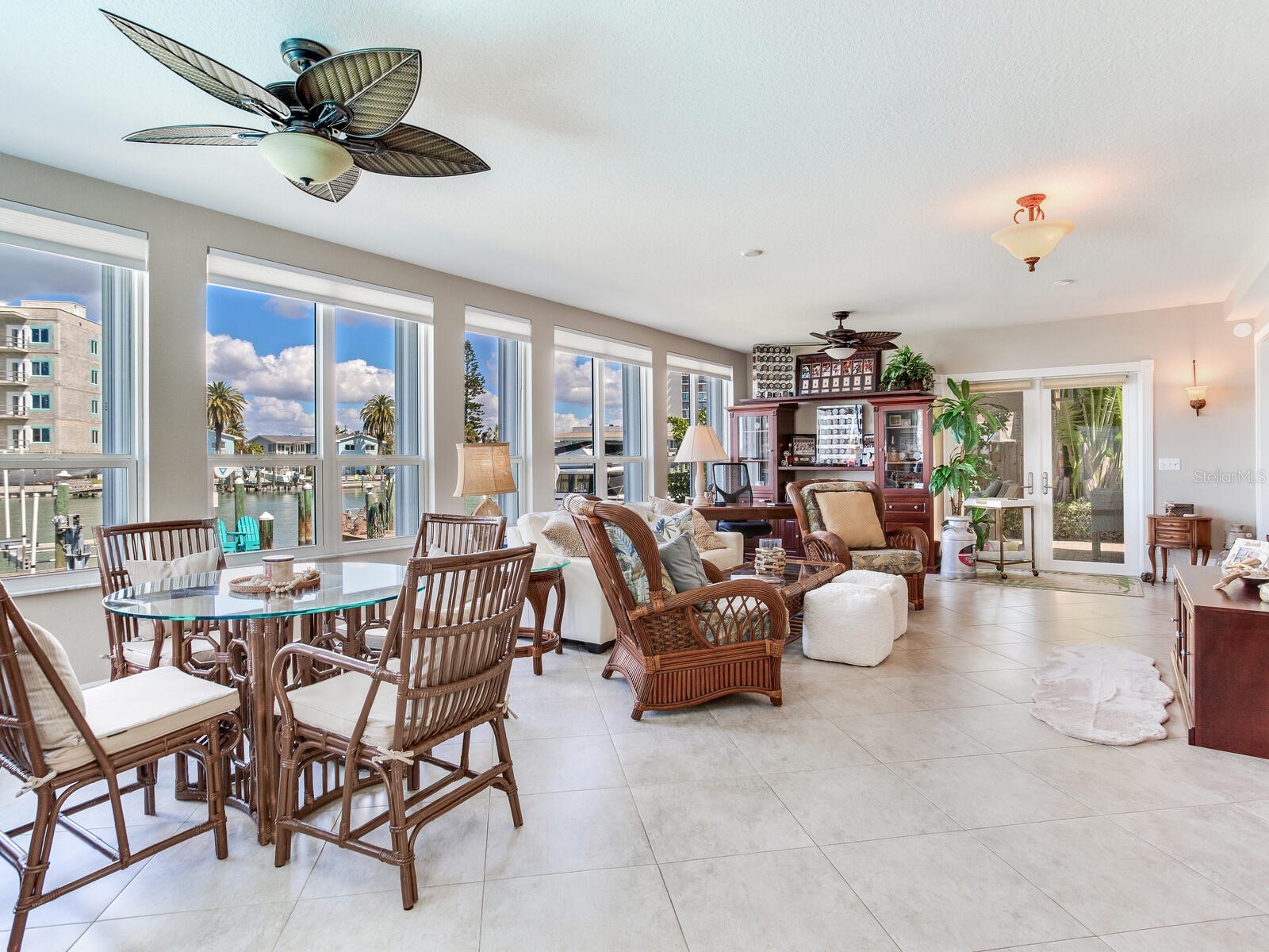 210 Dolphin Point #B Clearwater Beach FL 33767 TB8482429 image19