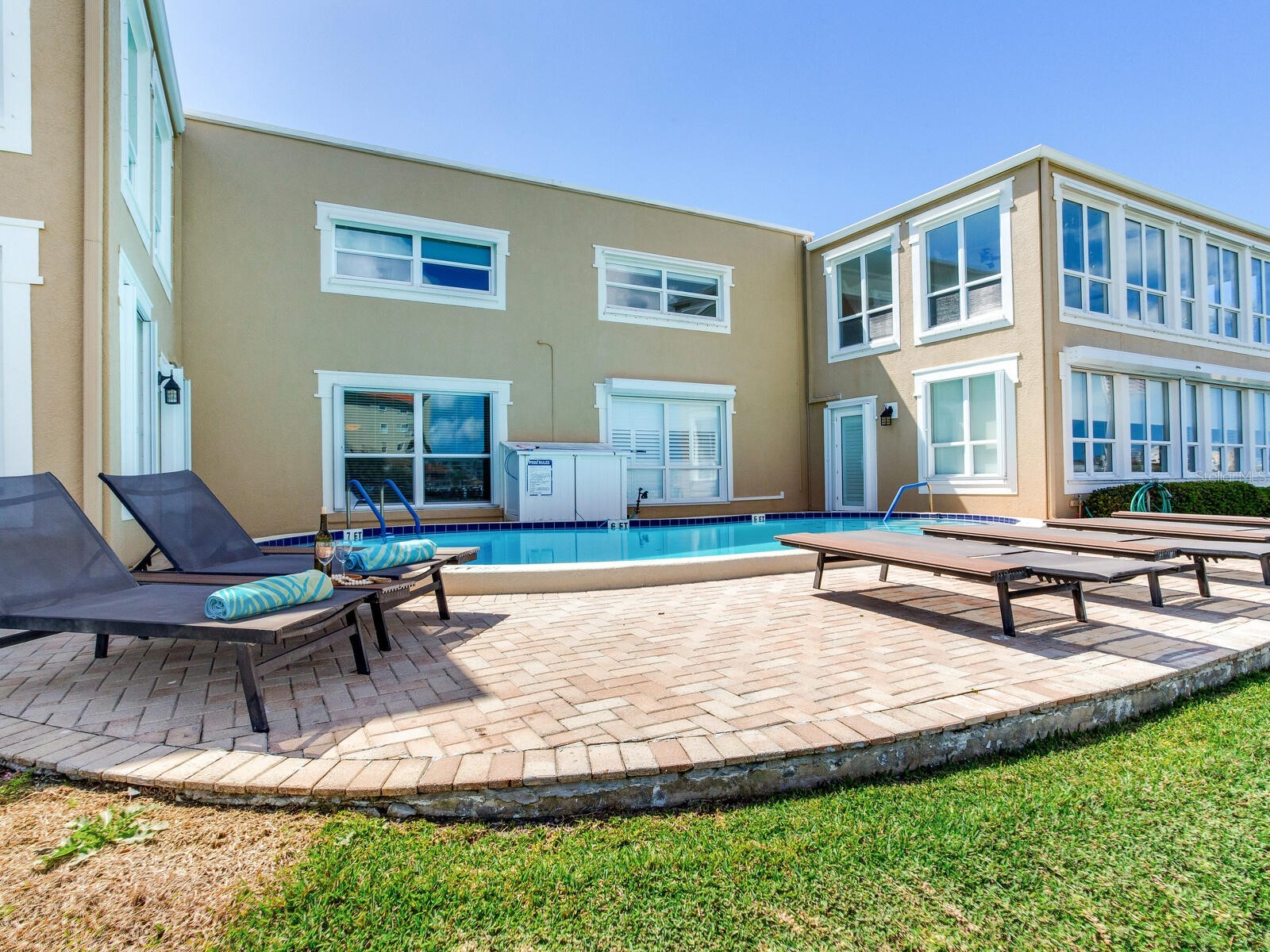 210 Dolphin Point #B Clearwater Beach FL 33767 TB8482429 image54