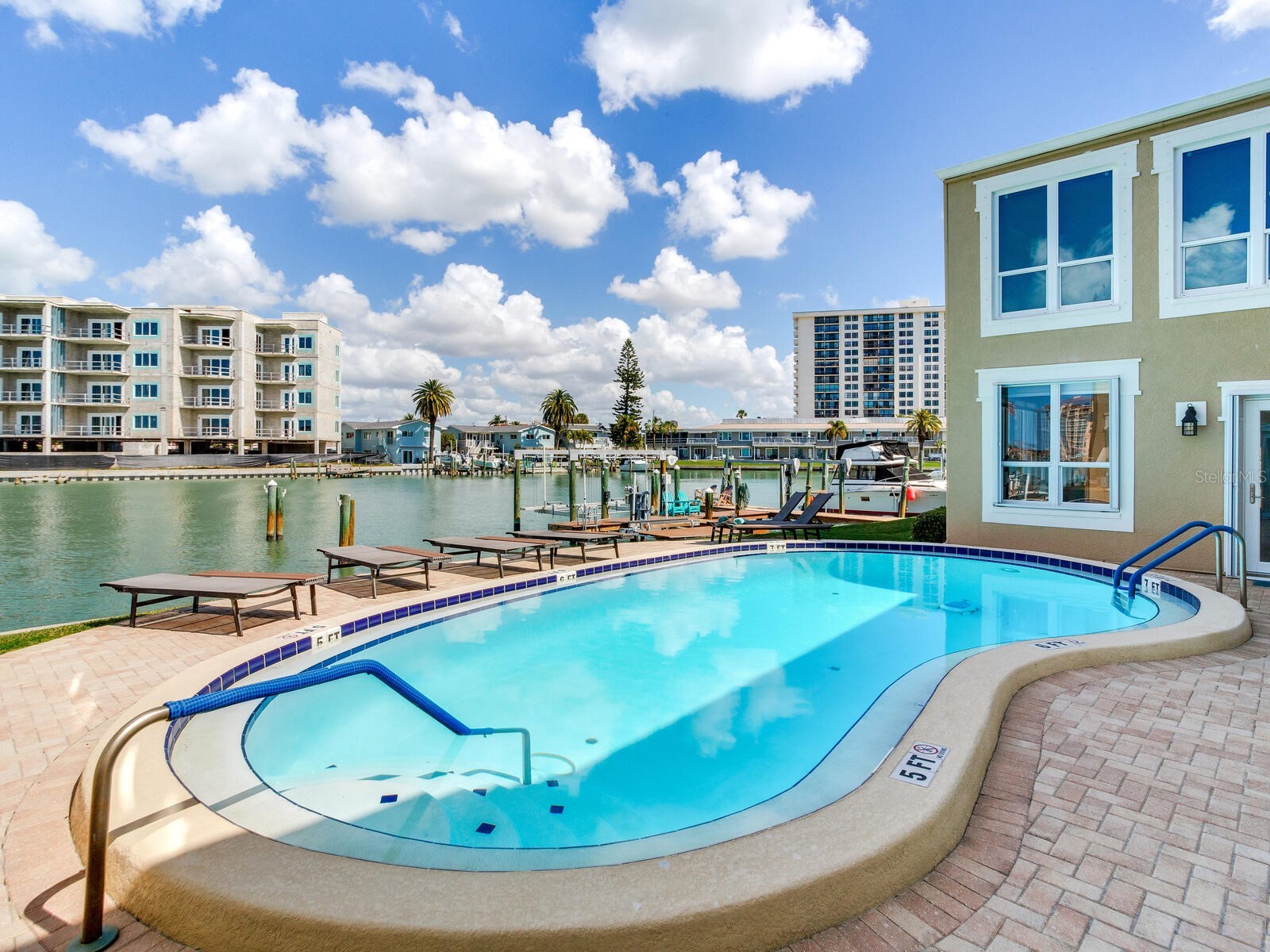 210 Dolphin Point #B Clearwater Beach FL 33767 TB8482429 image56