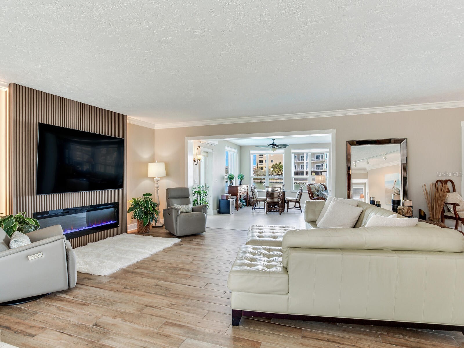 210 Dolphin Point #B Clearwater Beach FL 33767 TB8482429 image7