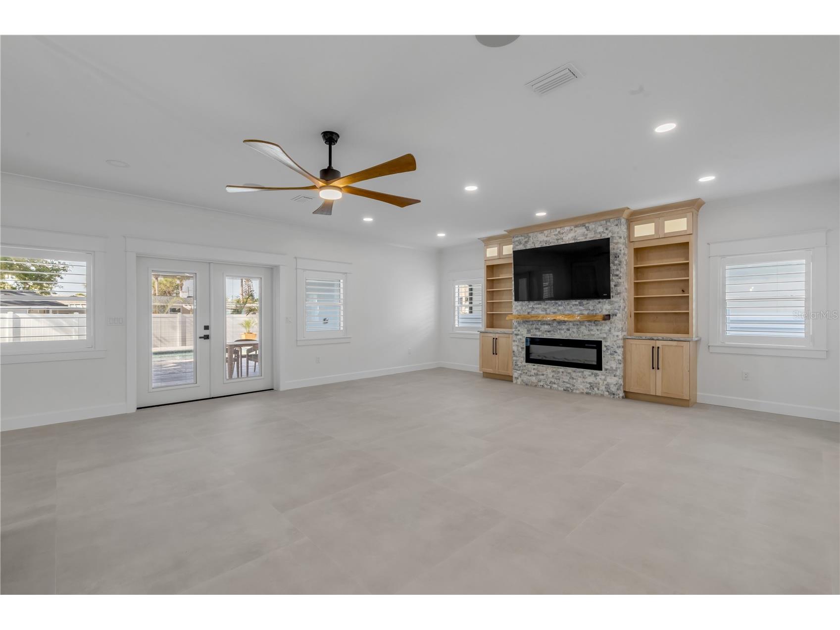 210 Due East Street New Smyrna Beach FL 32169 NS1087896 image20