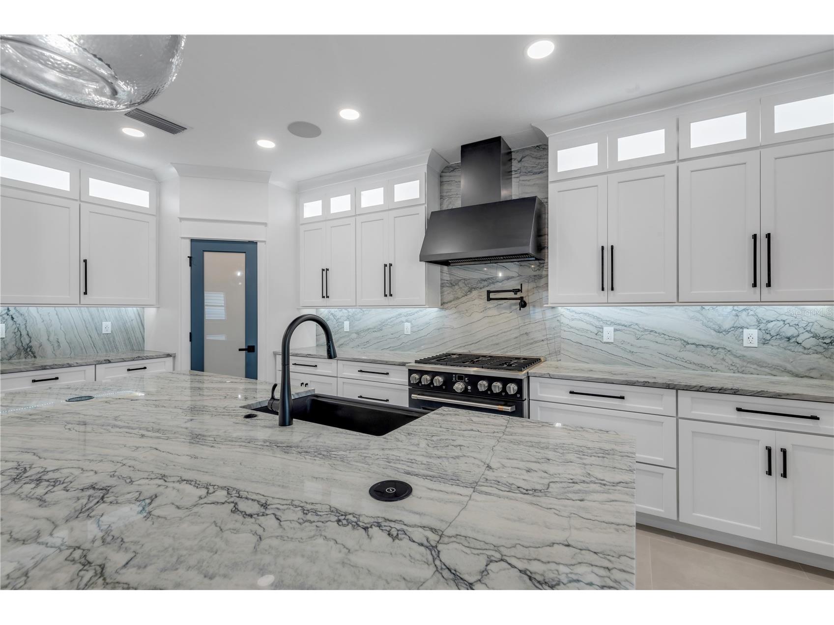 210 Due East Street New Smyrna Beach FL 32169 NS1087896 image28