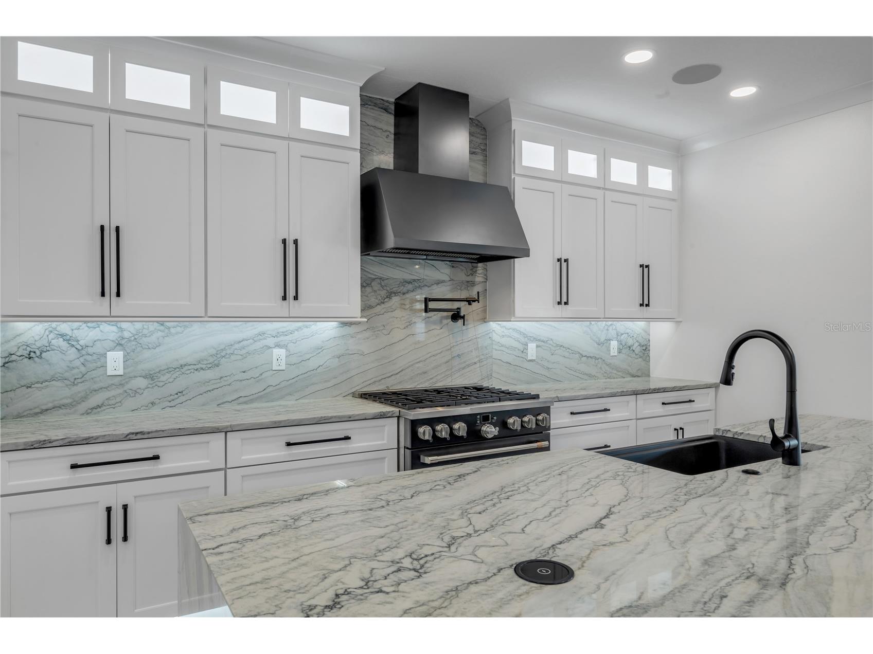 210 Due East Street New Smyrna Beach FL 32169 NS1087896 image39
