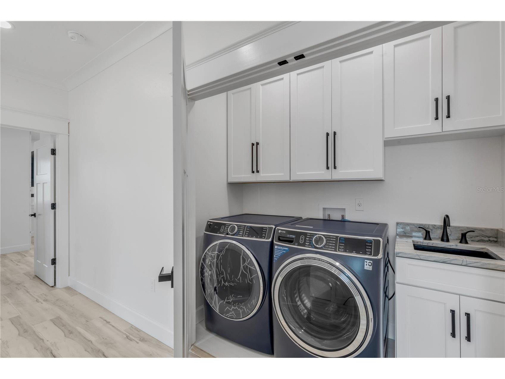 210 Due East Street New Smyrna Beach FL 32169 NS1087896 image42