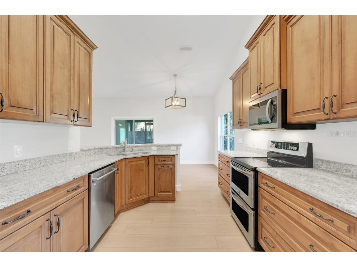 210 E Baker Street Minneola FL 34715 G5101337 image5