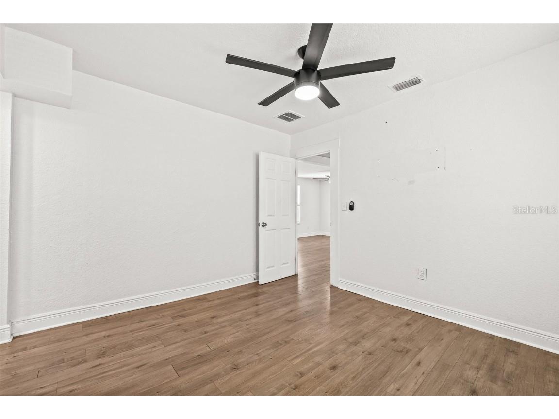 210 E Cluster Avenue Tampa FL 33604 TB8438787 image24