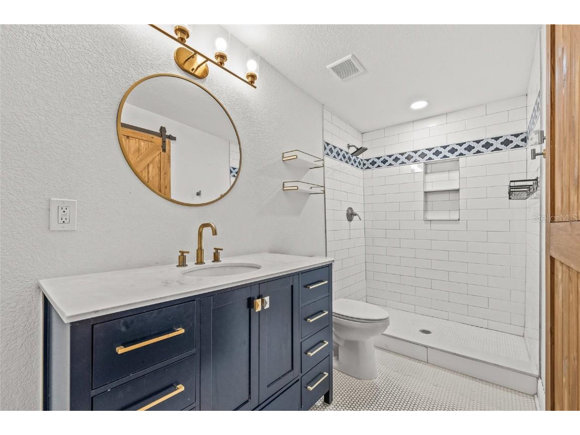 210 E Cluster Avenue Tampa FL 33604 TB8438787 image25