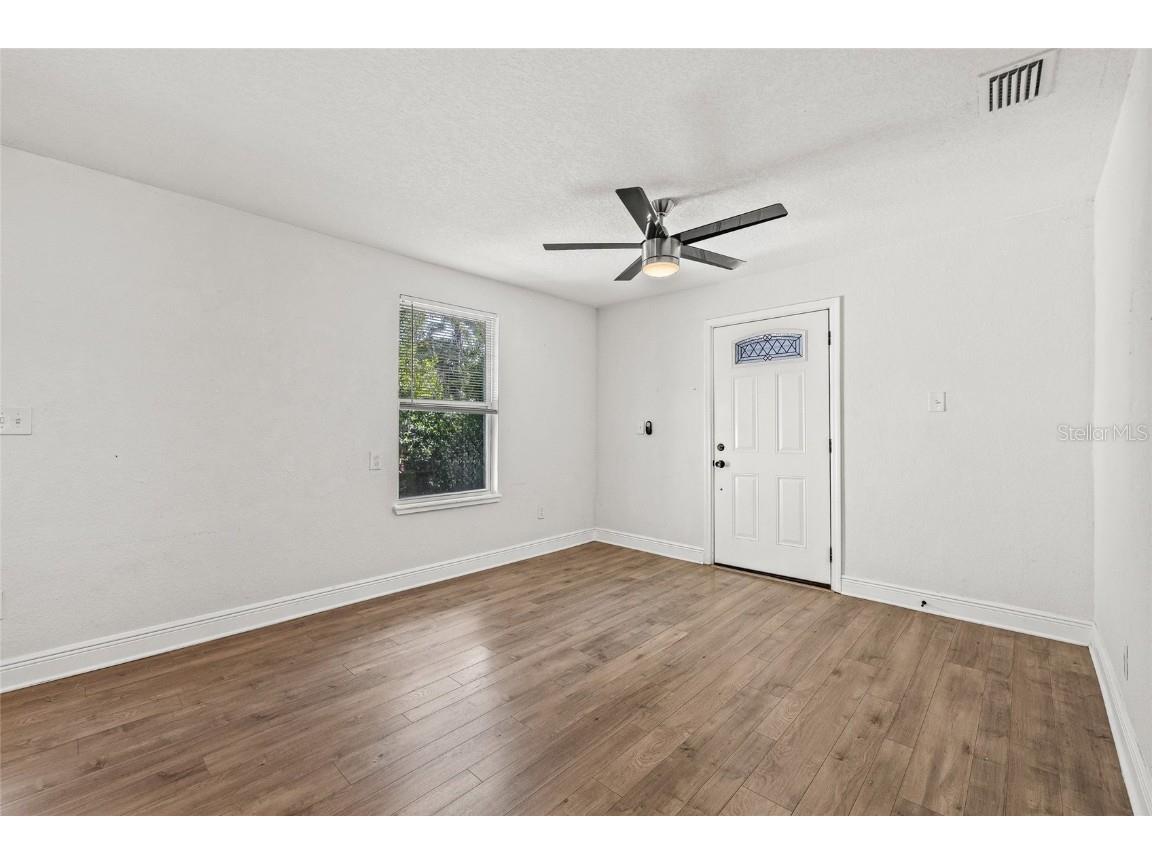 210 E Cluster Avenue Tampa FL 33604 TB8438787 image8