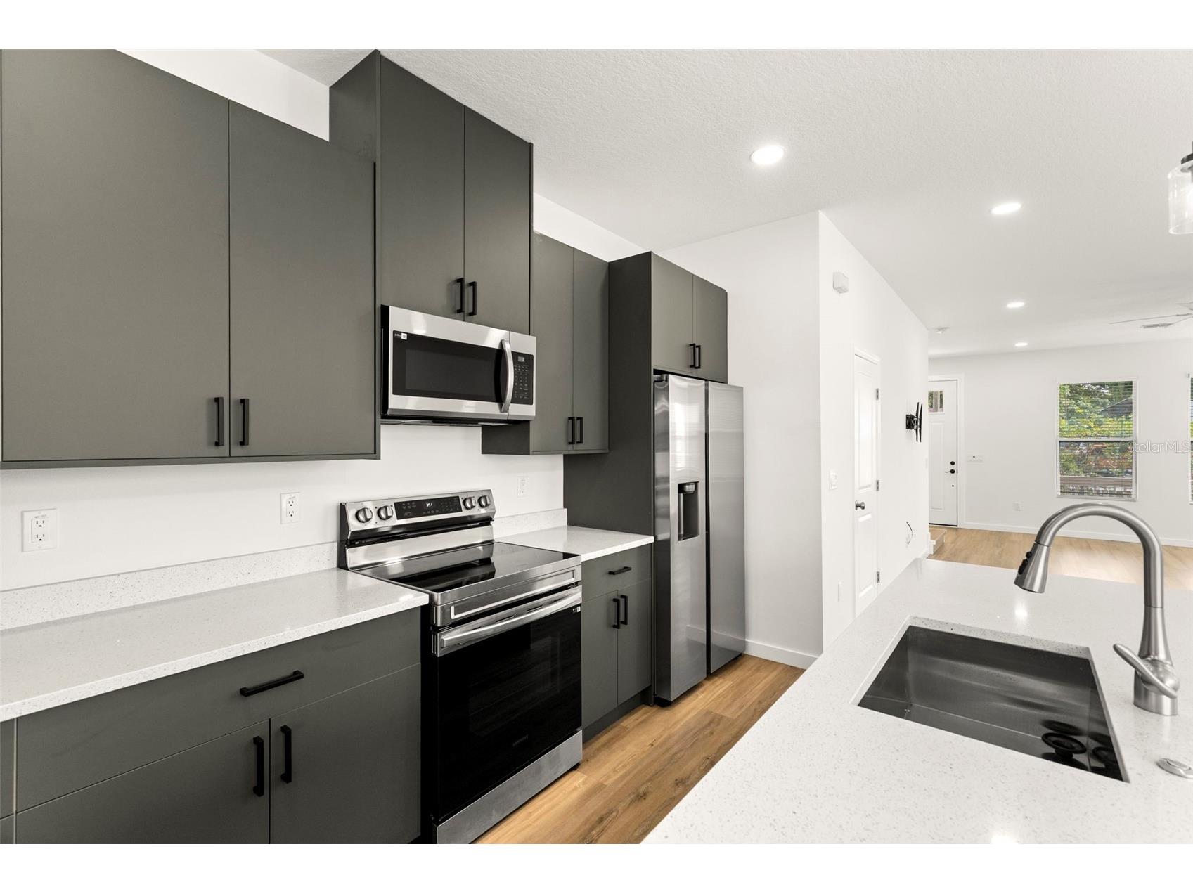 210 E Columbus Drive #1-3 Tampa FL 33602 TB8494394 image11