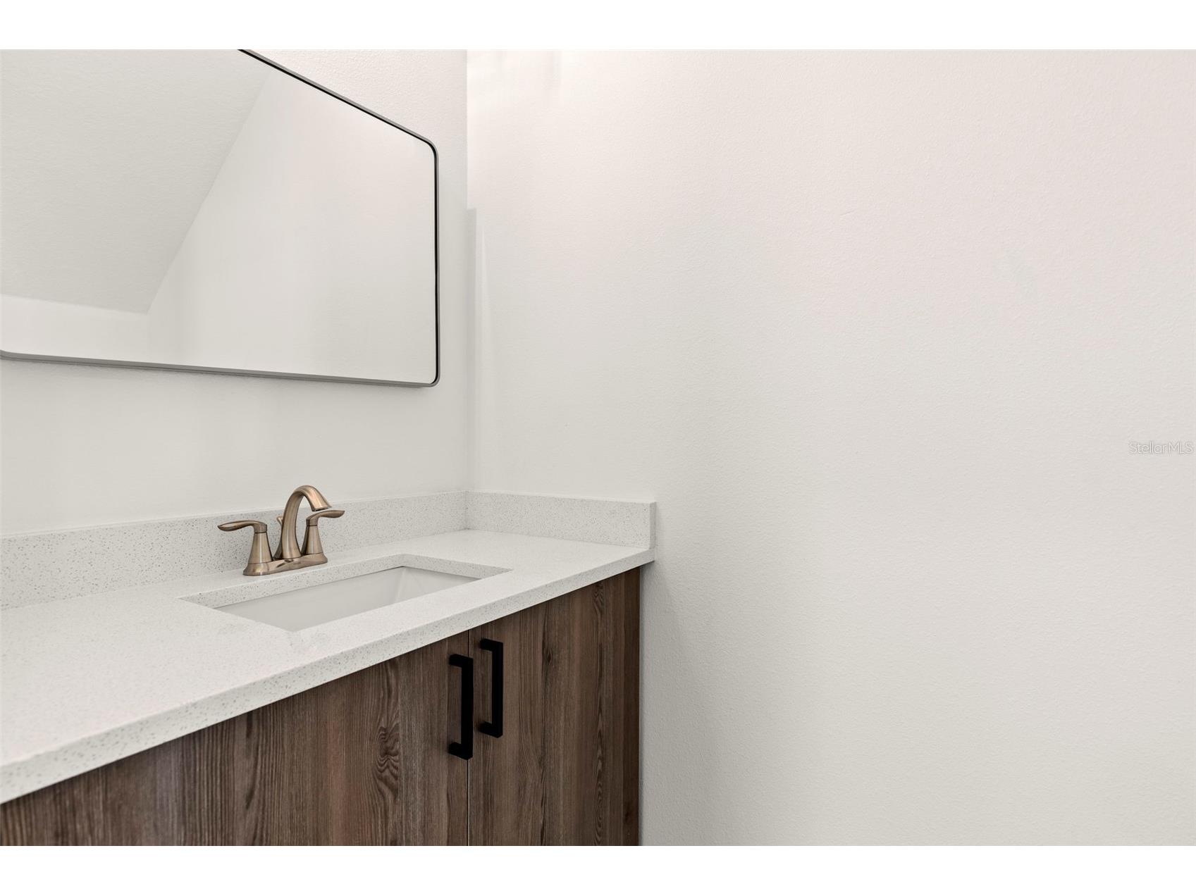 210 E Columbus Drive #1-3 Tampa FL 33602 TB8494394 image16