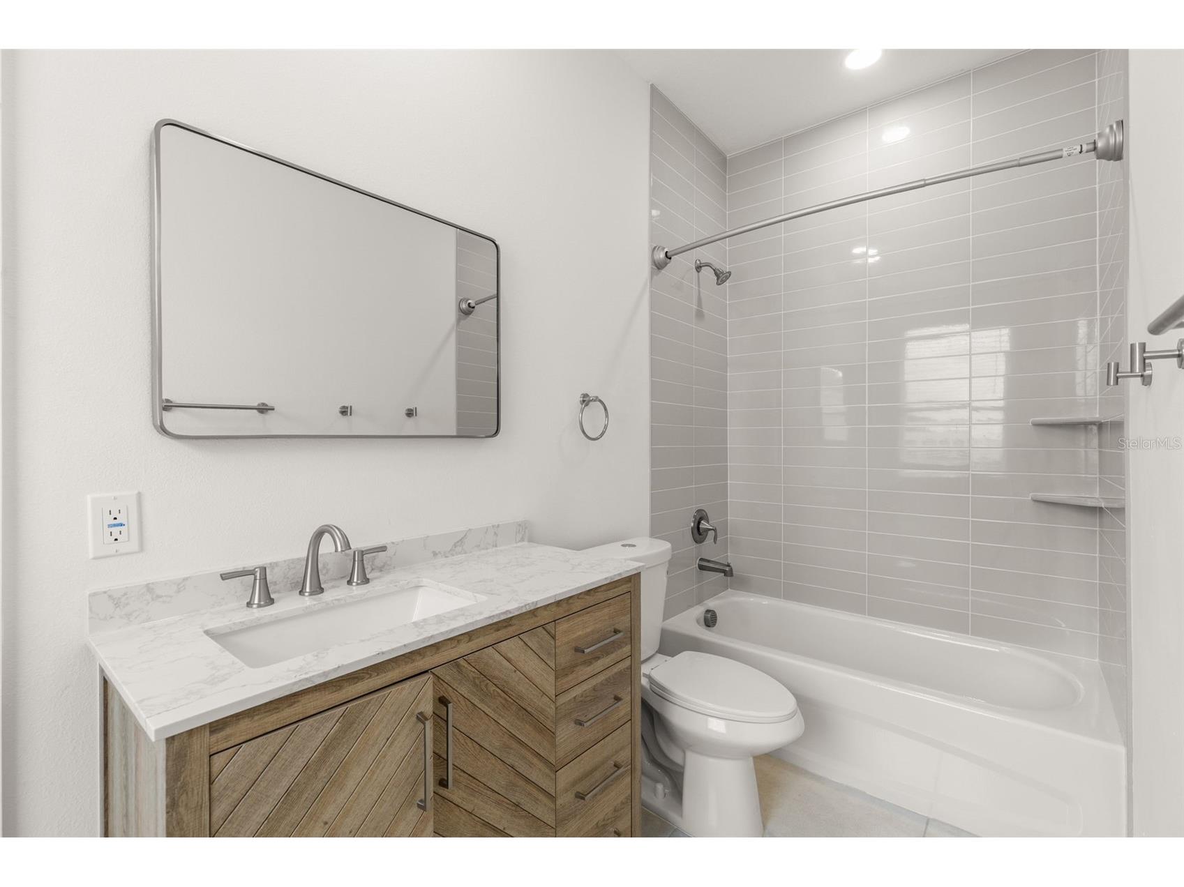 210 E Columbus Drive #1-3 Tampa FL 33602 TB8494394 image24