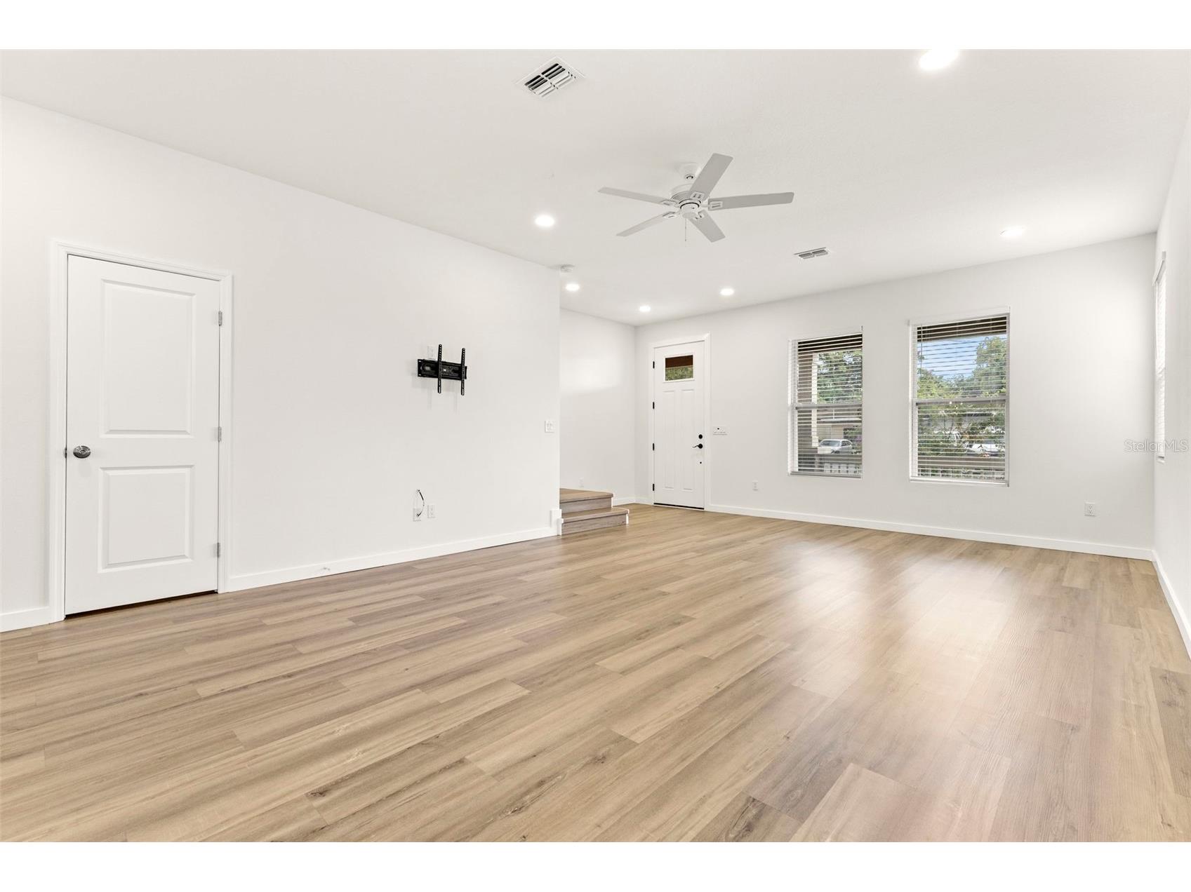 210 E Columbus Drive #1-3 Tampa FL 33602 TB8494394 image7